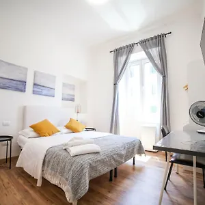 https://cosmo-guesthouse.it-romehotels.com